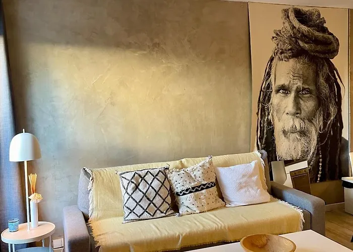 Very In With Pool Apartment Bandol